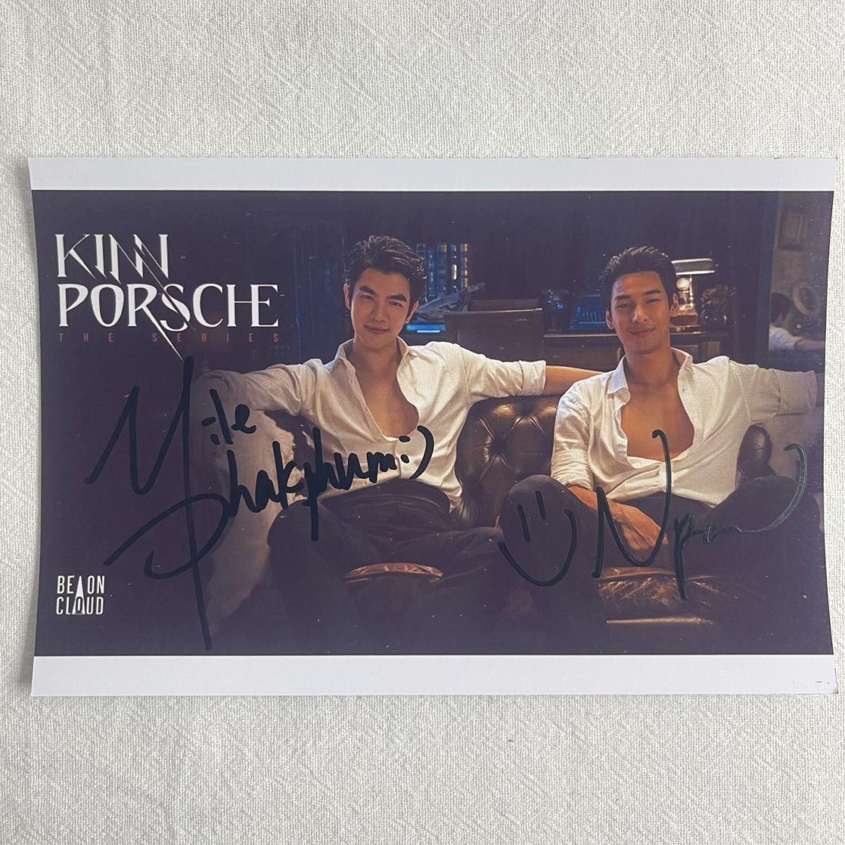%E3%80%90The%20Quiet%20Page%E3%80%91Thai%20Bl%20Drama%20Kinnporsche%20The%20Series%20Kinn%20Apo%20Mile%20Signature%20Photo%20Hand%20Signed%20Photo%20For%20Fans%20Collection%20-%20Image%207