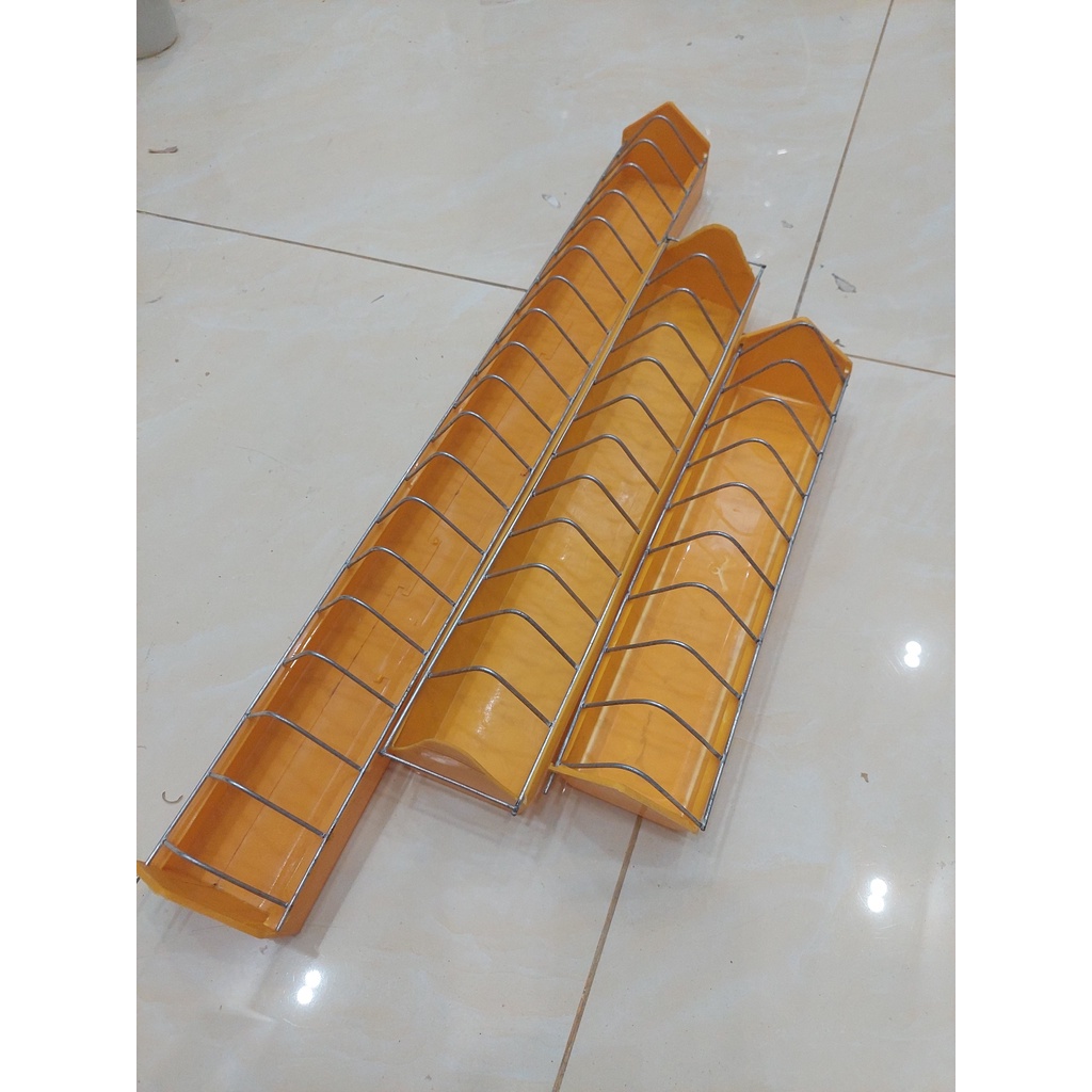 Máng ăn cho gà con chống bới đổ thức ăn máng ăn chống bới chim cút máng ăn cho gà con máng ăn cho gà nòi chống bới