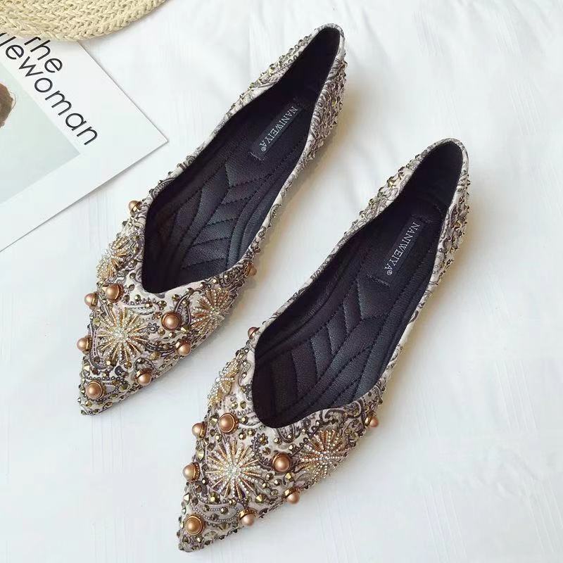 Giày búp bê mũi nhọn đế bằng mềm mại đính đá thời trang sang trọng cho nữ