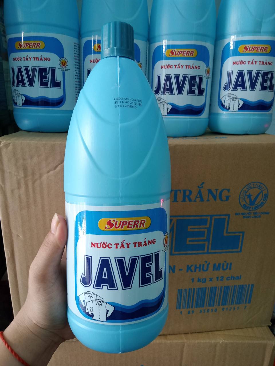 Nước tẩy quần áo Javel 1kg