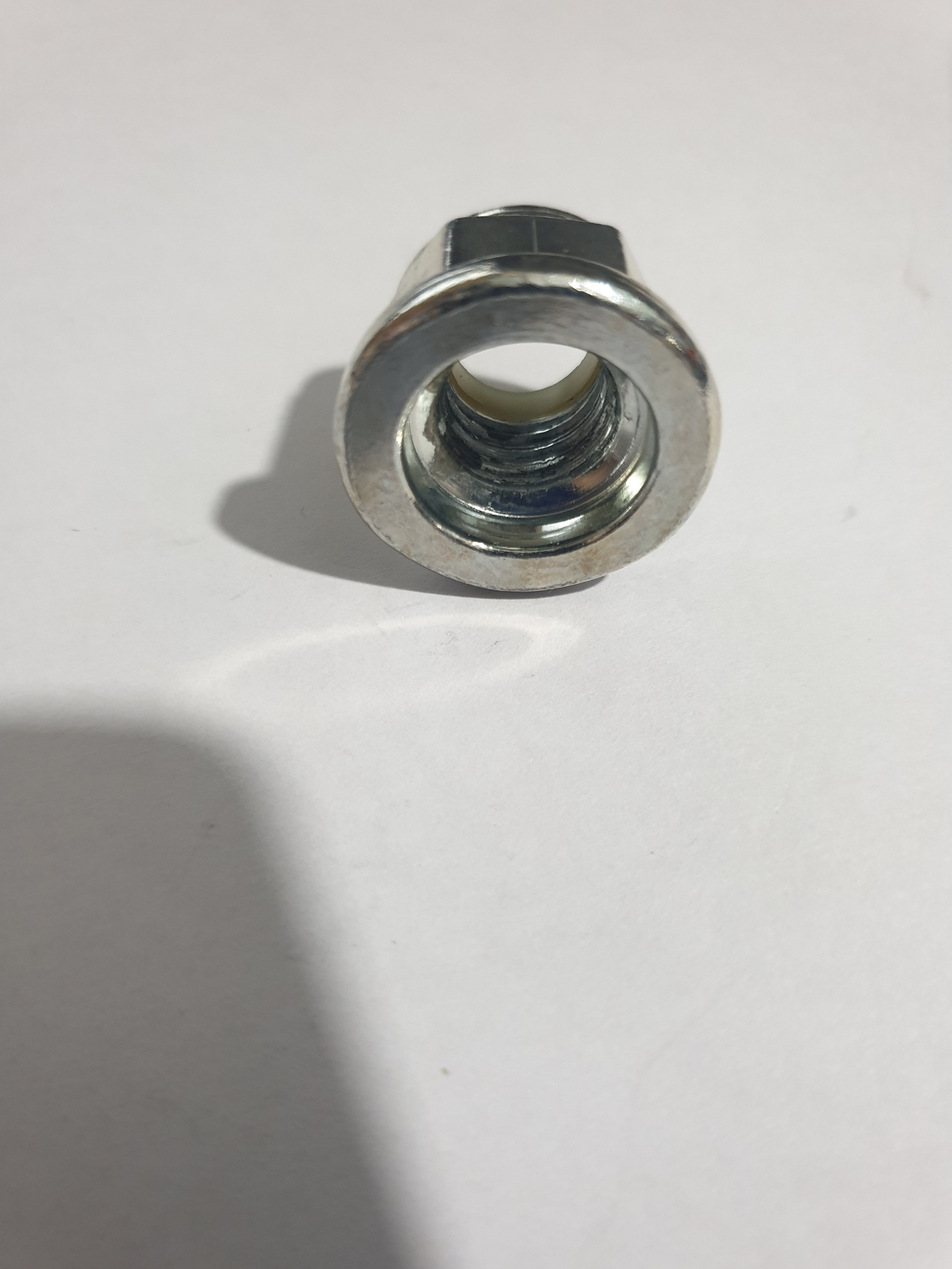 ỐC ĐẦU BÒ DÙNG CHO MÁY CẮT CỎ HU 143/541 ( 5 CON - 10 CON)