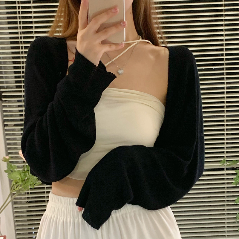 Knitted sunscreen cardigan shawl over ice silk cropped top, long-sleeved blouse, small shoulder jacket