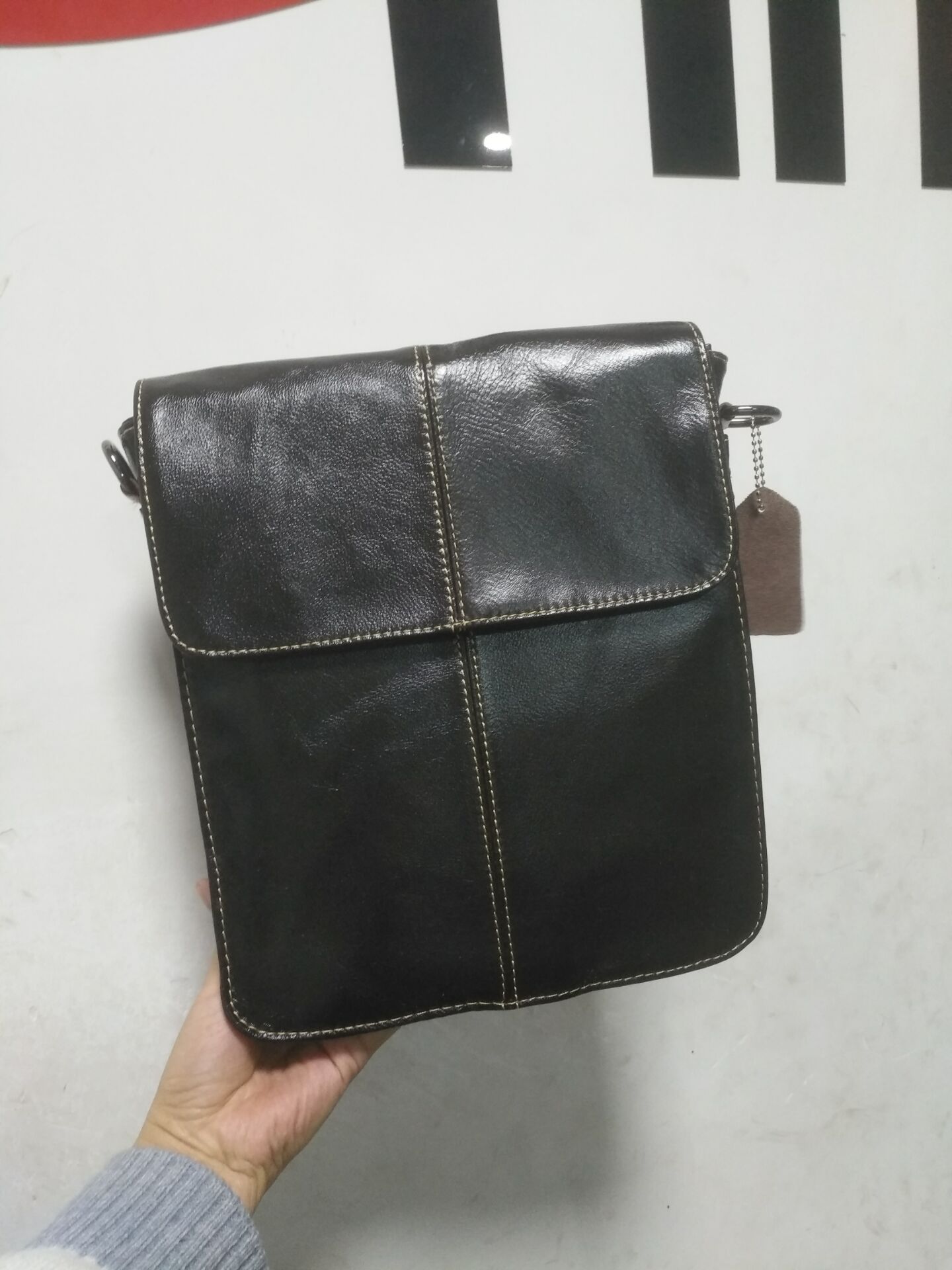 Royal Bagger Genuine Cow Leather Sling Shoulder Bag For Men Boys Casual High Capacity Student Crossbody Messenger Bags Business Fashion Work Outdoor Handbag