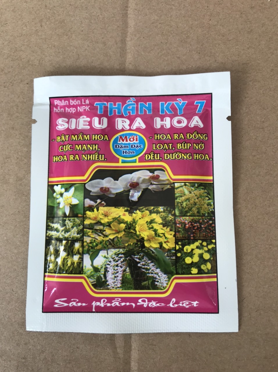 Phân Bón Lá THẦN KỲ 7 SIÊU RA HOA 10gr