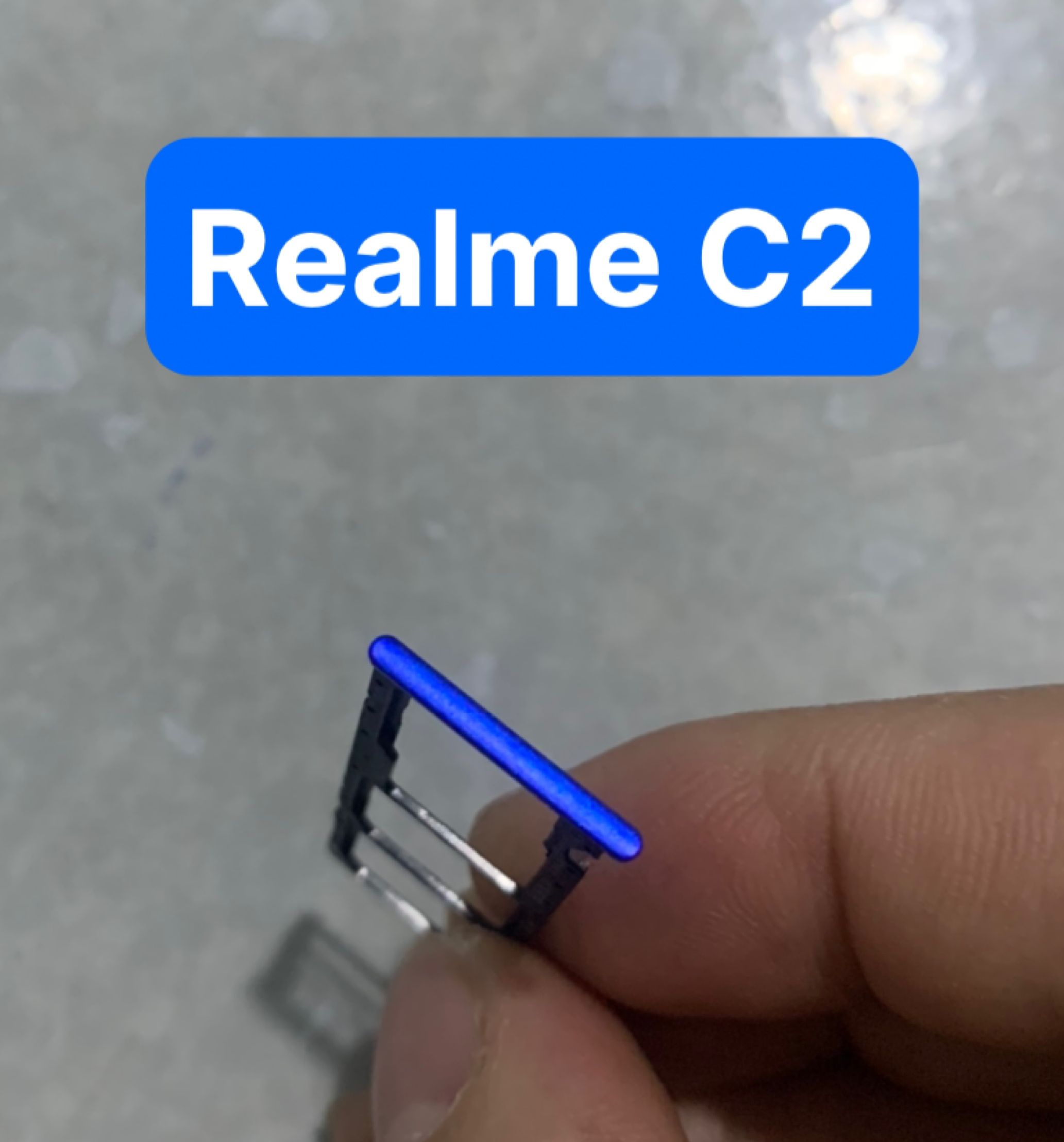 khay sim Realme C2