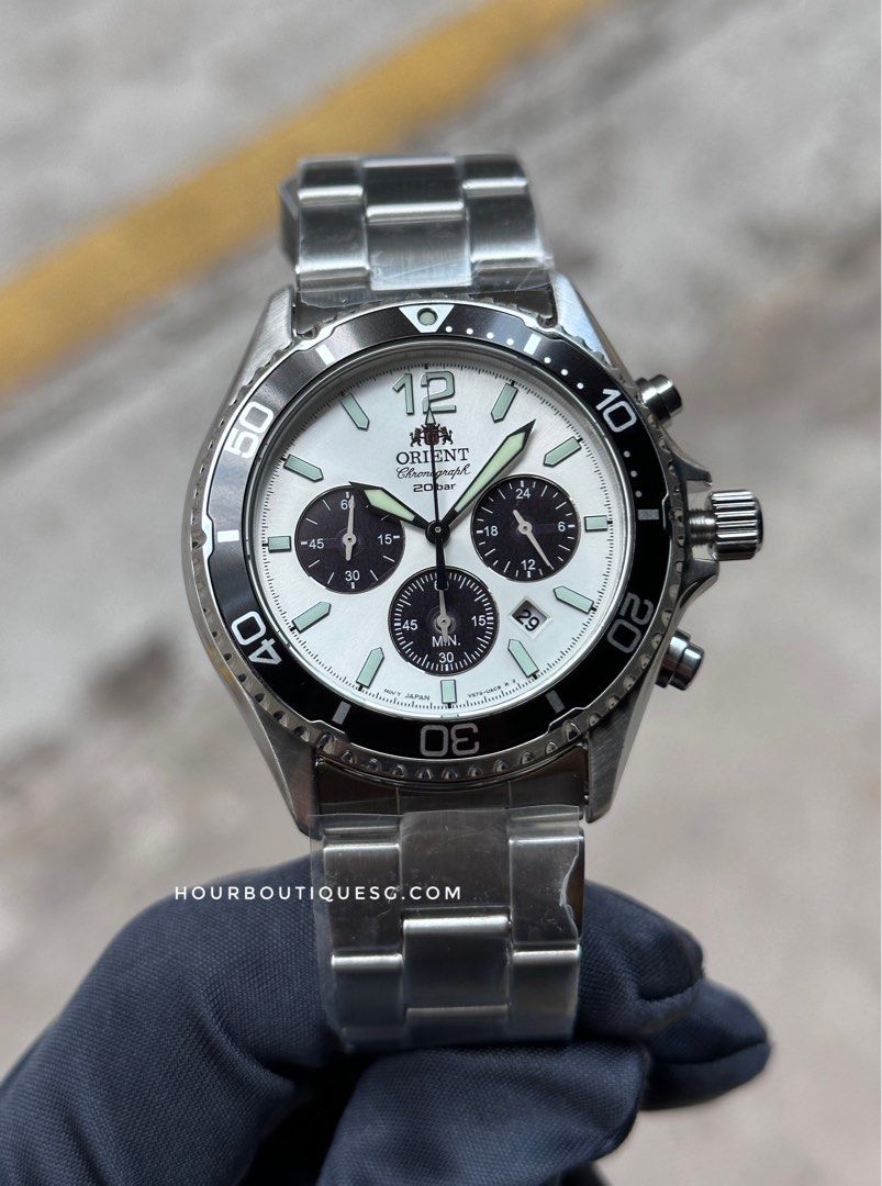 Brand New Orient Kamasu Solar Powered Sapphire Crystal Divers