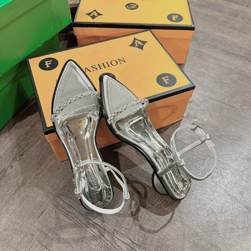 [VOUCHER 8%]Sandal gót quai quai mảnh đá hh gót cao 3 phân