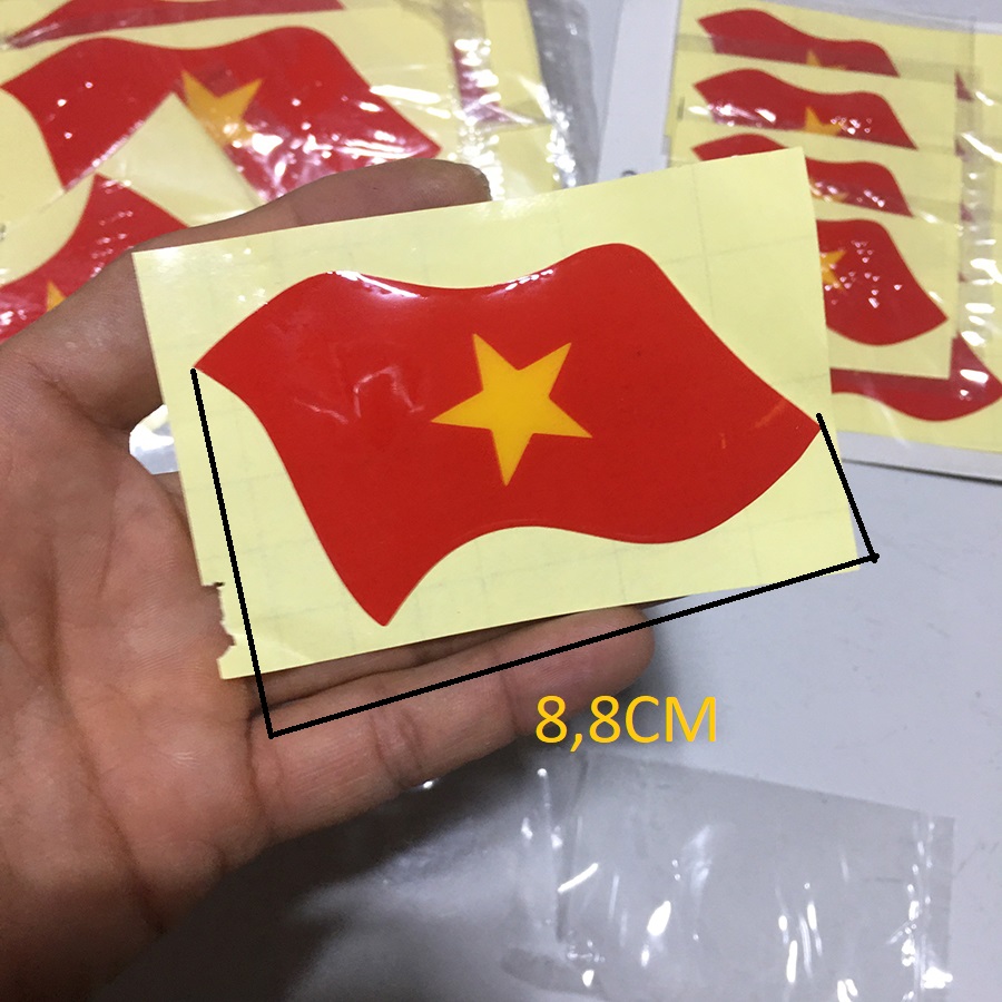 Tem đề can 3D logo cờ Việt Nam (giá 1 cái)