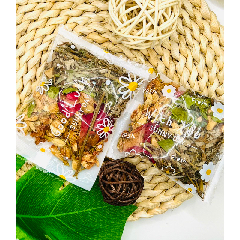 Thảo dược xông mặt giảm mụn, căng hồng da