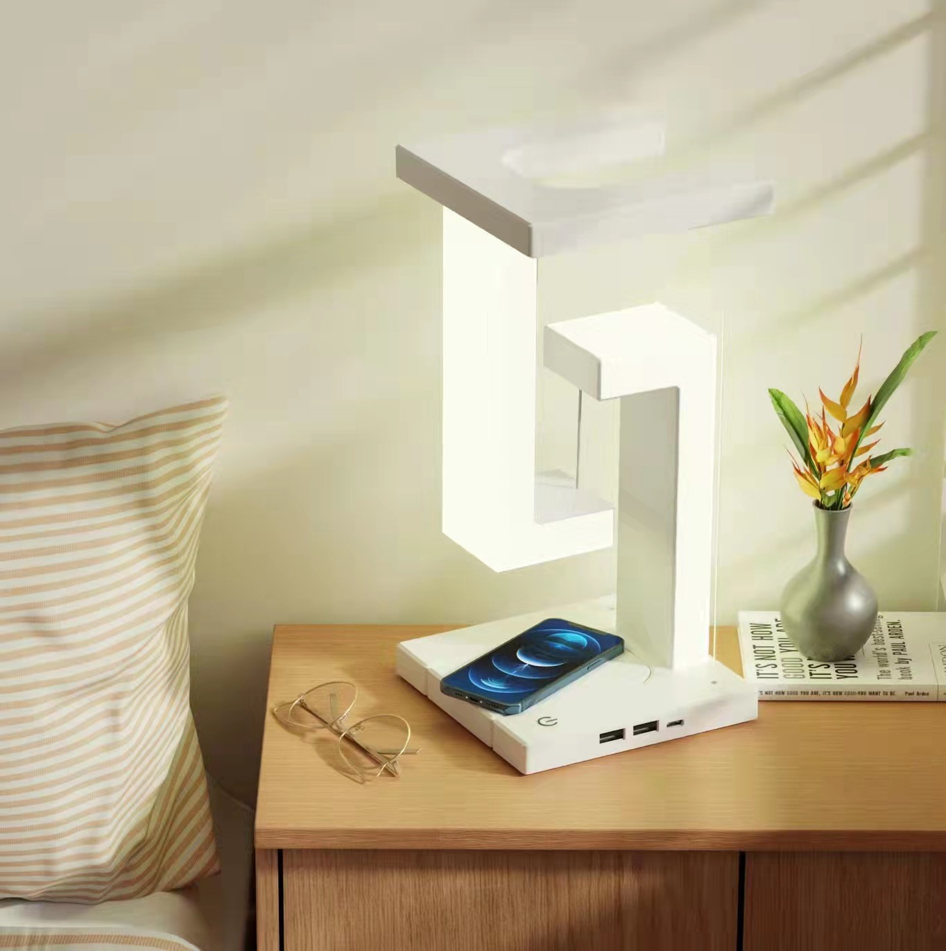 Table lamp home romantic decoration small night light learning light creative light luxury