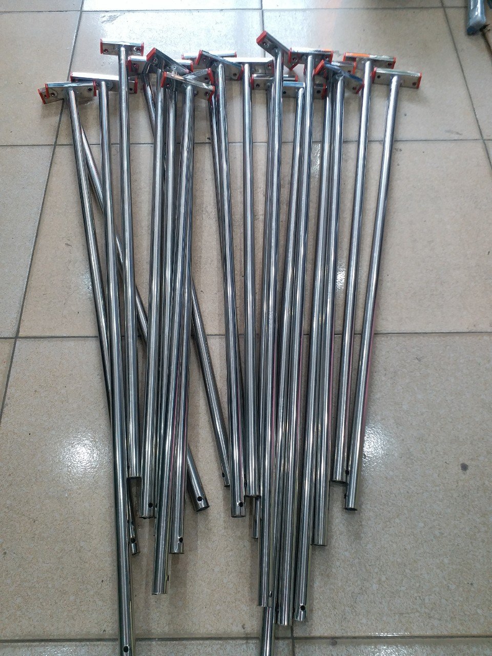 (Tặng kèm vít nở) Thanh treo quạt màn Inox Tiến Đạt 201