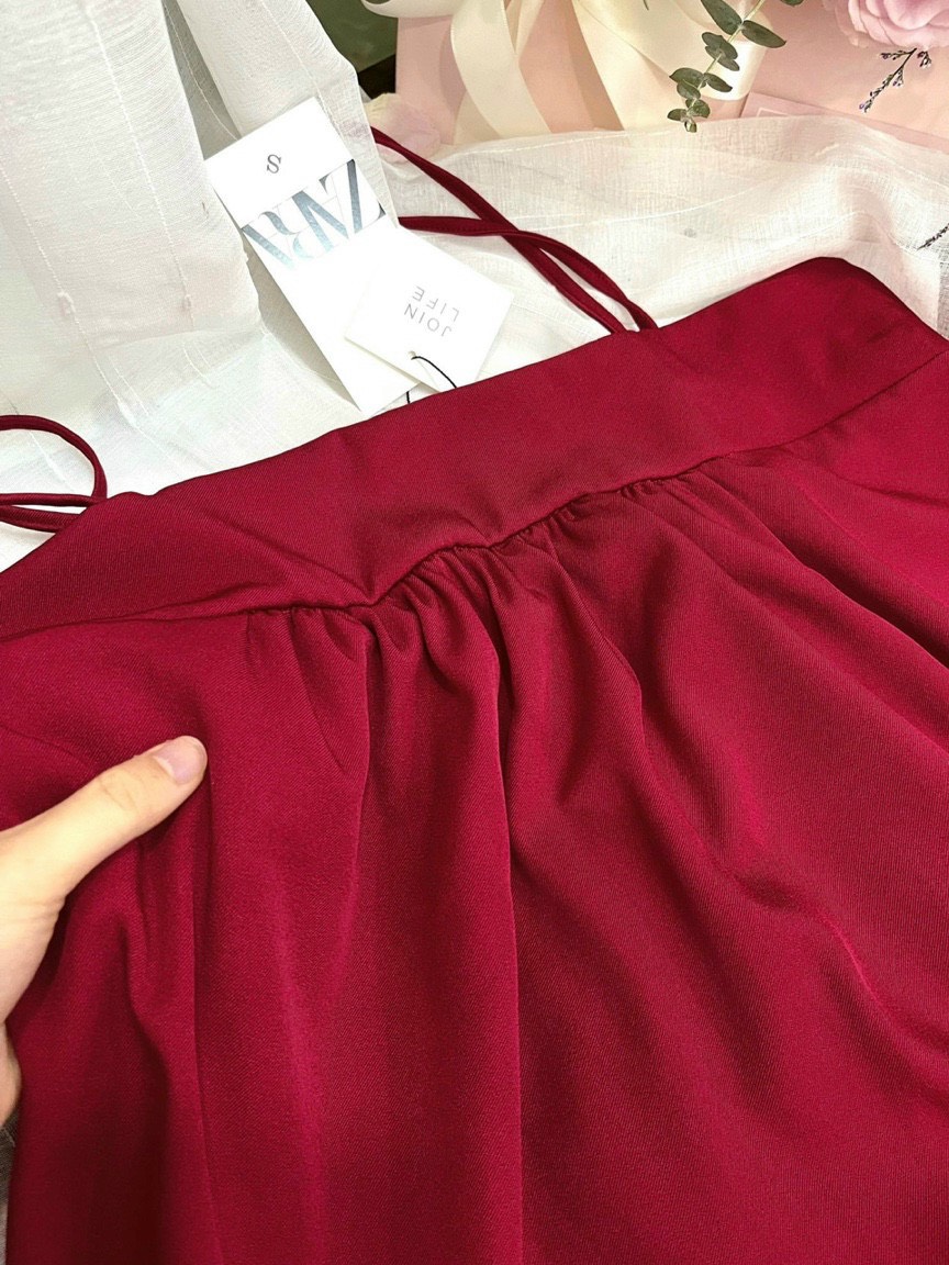Váy maxi đi biển, đầm maxi đỏ chun sau chất lụa xin xò