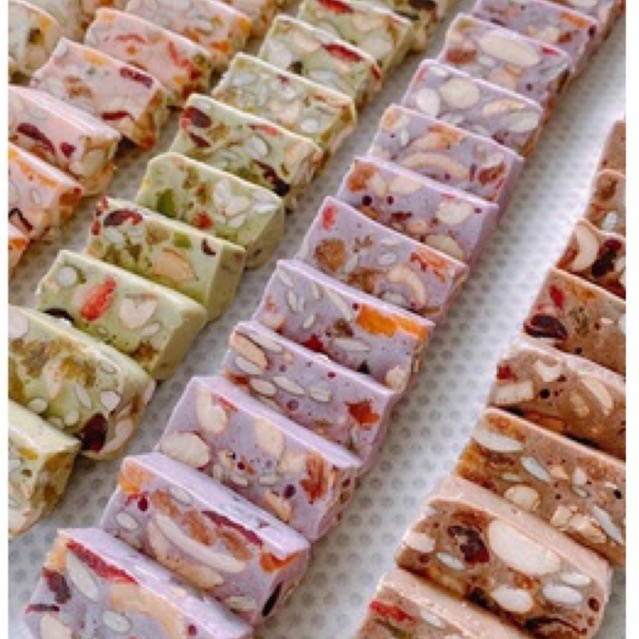 Kẹo Nougat( Hạnh Phúc) Nhà làm