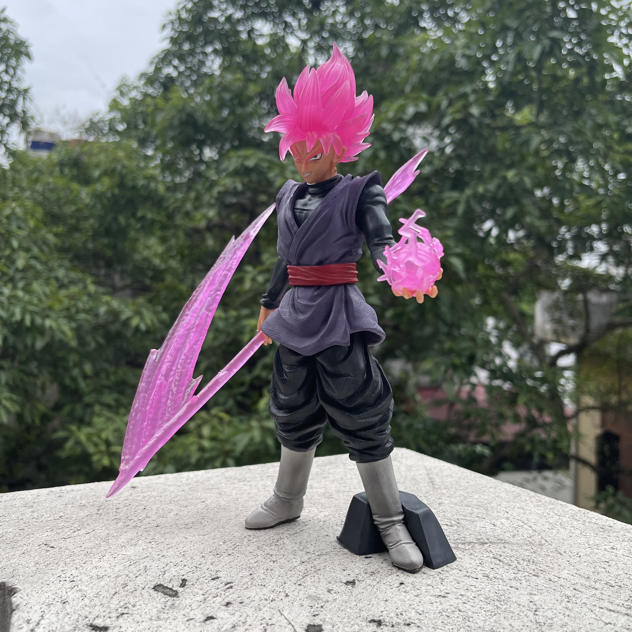 Mô hình black goku siêu phẩm chất lượng