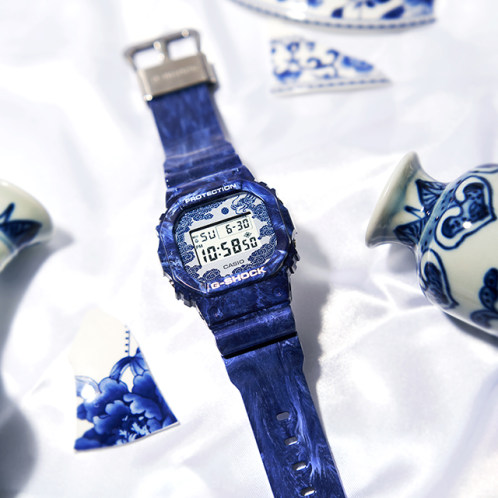 Powermatic] Casio G-Shock DW-5600BWP-2D Blue and White Chinese