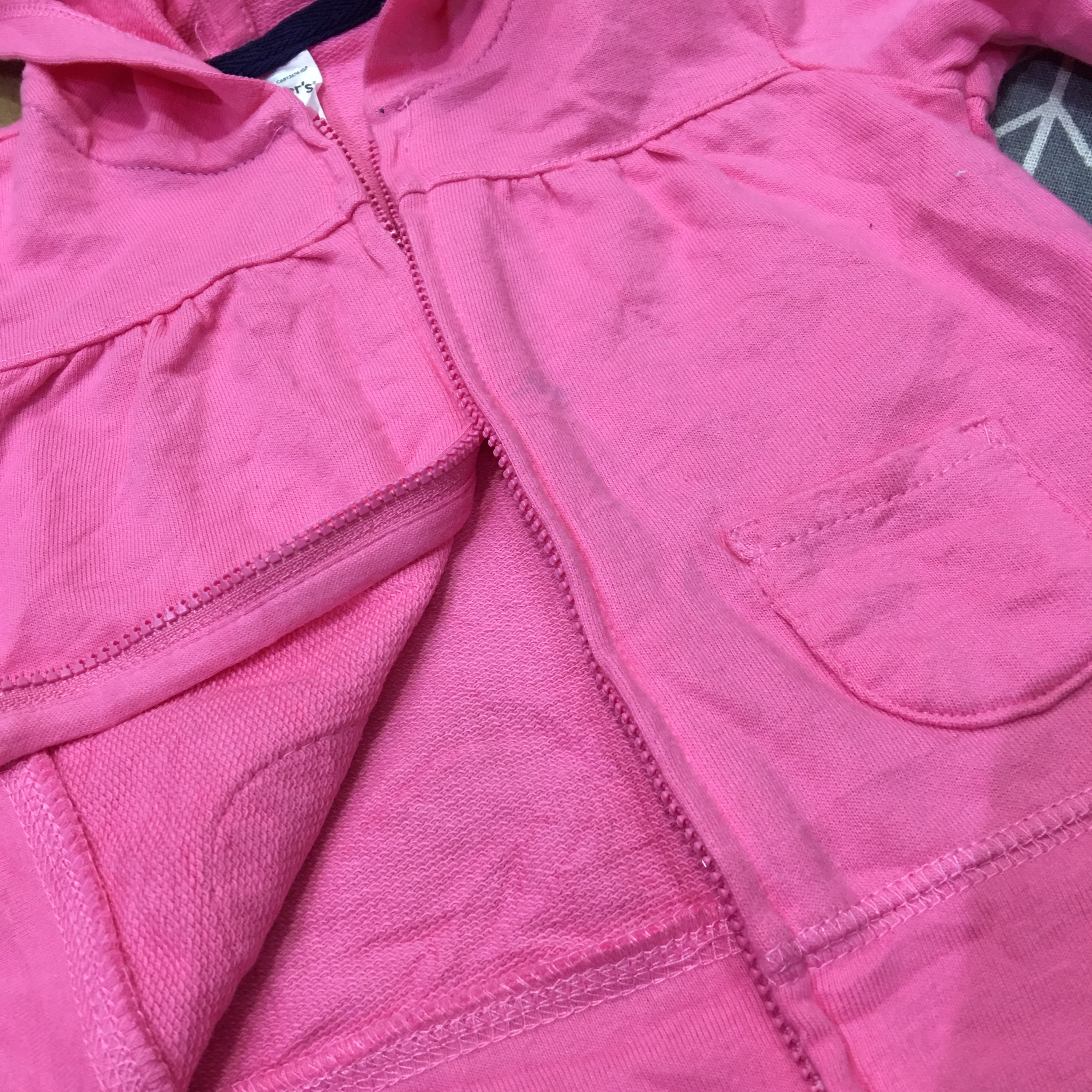 Áo khoác C4RT£R lót da cá cho bé gái (size 3-13kg)