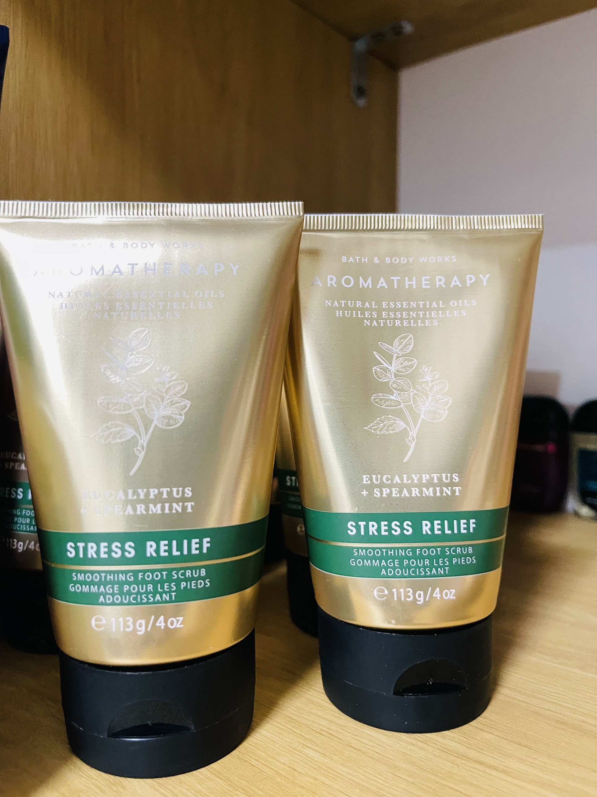 Tẩy tế bào chết gót chân của bath body works