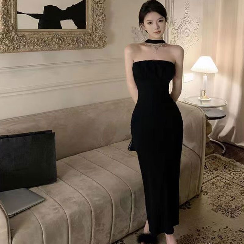 DUOHANZI Black halterneck dress, pure lust hot girl skirt, sexy bow, slim hip-covering slit skirt