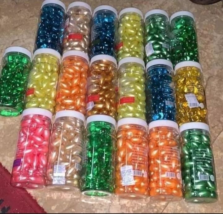 Vitamin E Capsule for Hair 60 Pieces in 1 Container.