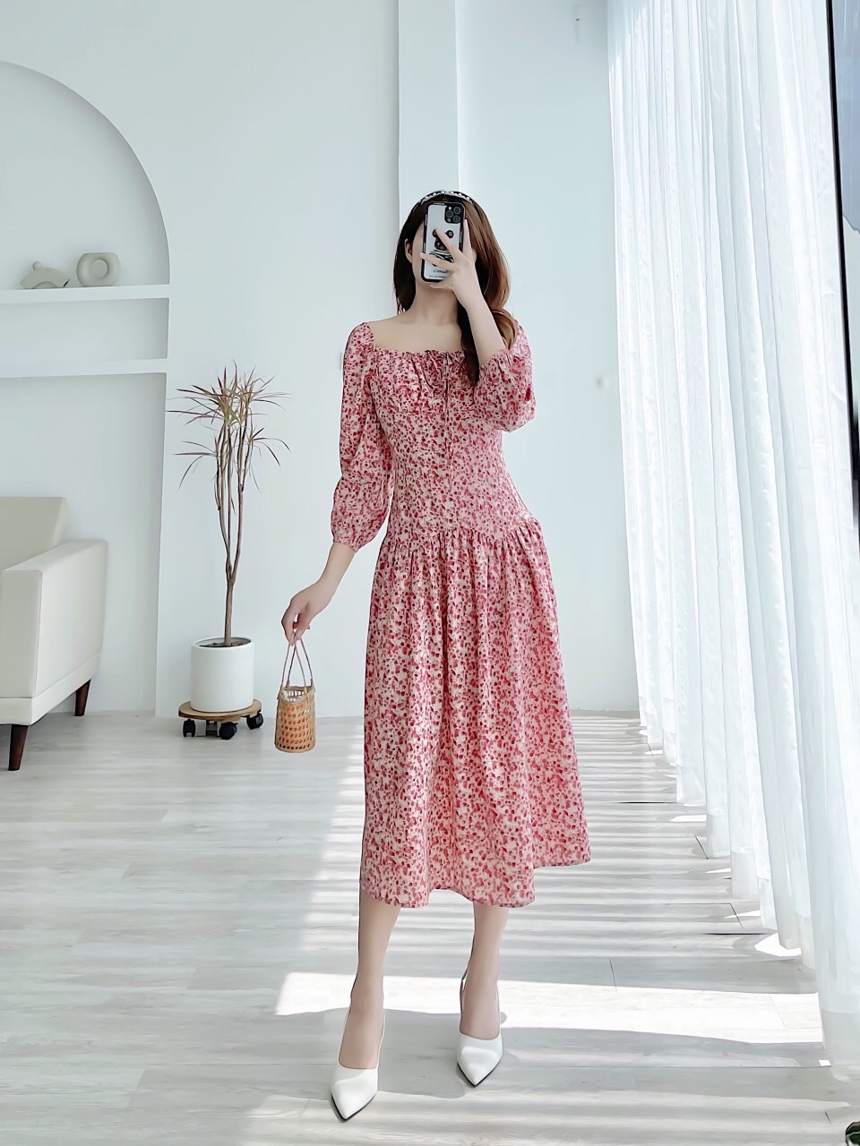 Váy hoa nhí dúm ngực