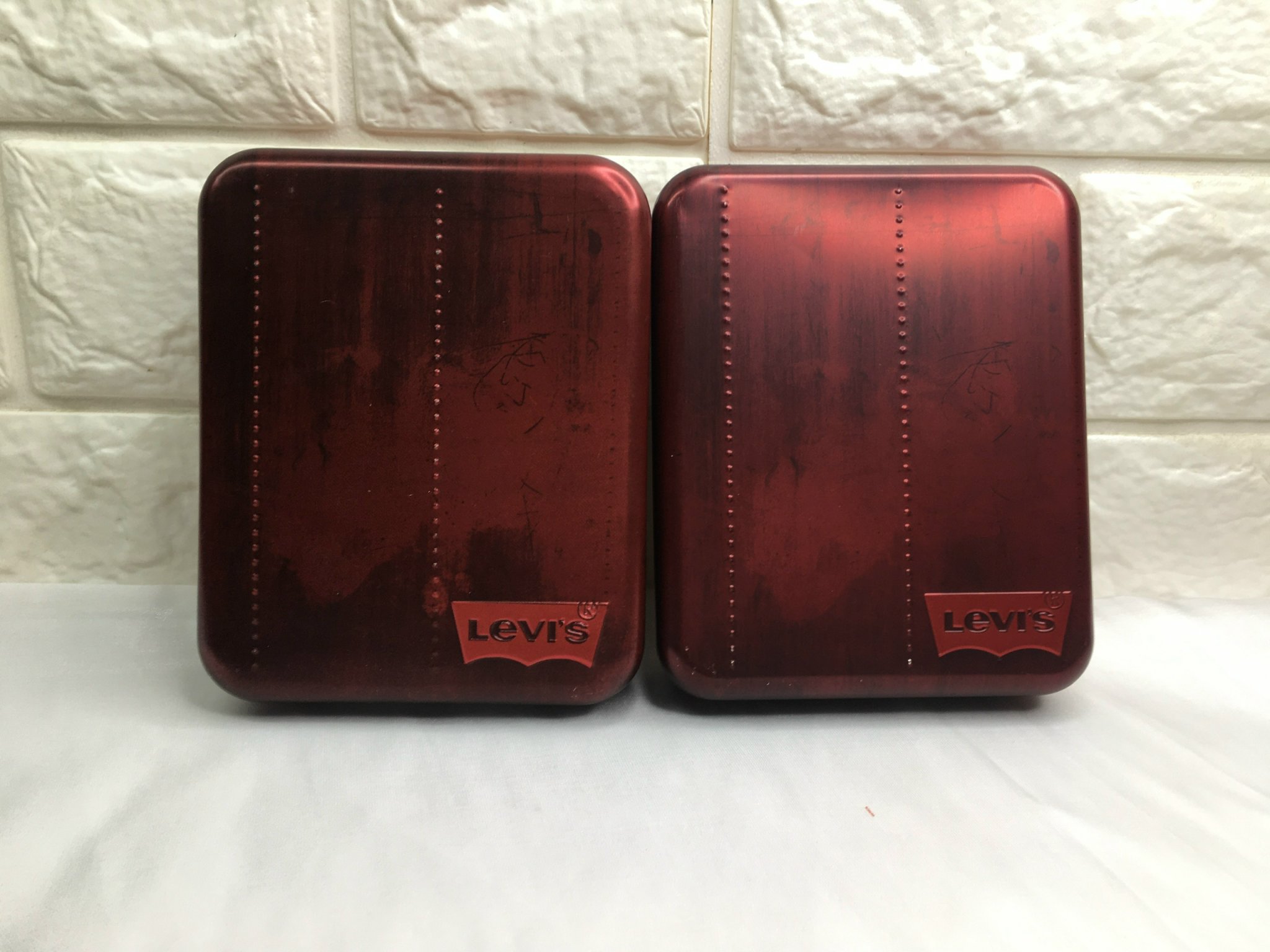 Bóp ví Nam Levi's - Hàng USA