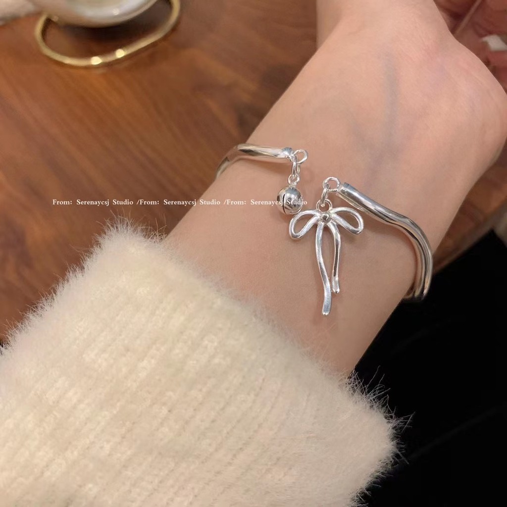 17km thanh lịch chuông nhỏ gắn nơ Bangle sóng bạc mở điều chỉnh Vòng Tay Nữ phụ kiện trang sức