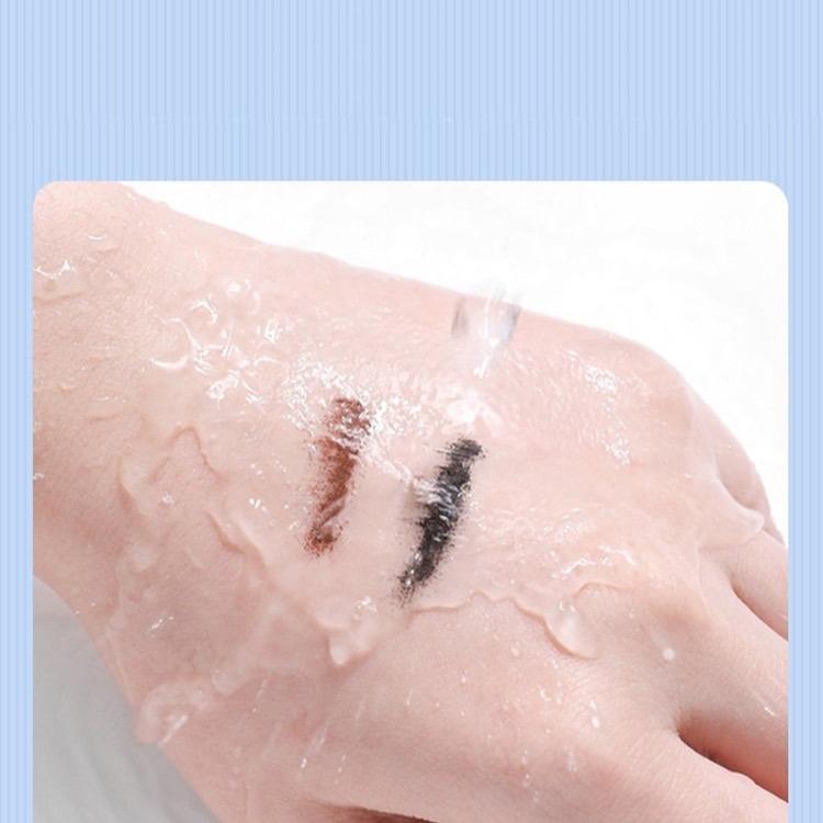 Mascara làm dầy và dài Mi
