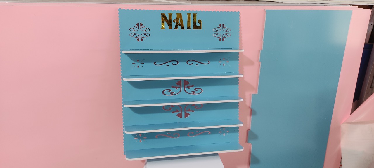 Kệ để Sơn chữ Nail Vàng