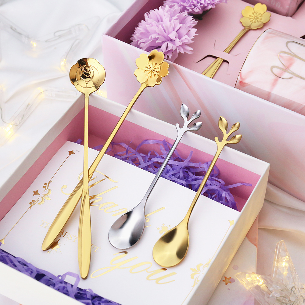 Thìa, muỗng hình lá mạ vàng cao cấp Z18
