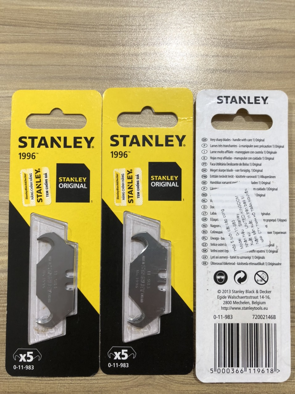 Lưỡi dao rọc cáp cong (vĩ 5 lưỡi) Stanley 011983