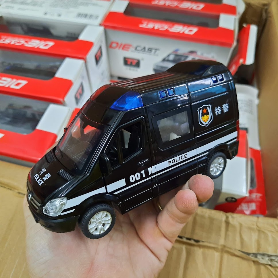 Mô hình xe ô tô cảnh sát đồ chơi trẻ em xe bằng kim loại có âm thanh và đèn mở các cửa