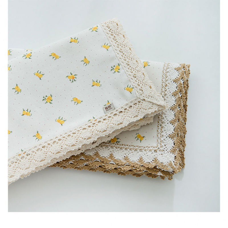 Korean Style Small Fresh Floral Tablecloth Cotton Thread Lace 4/6/8 Seater Tablecloth 90x140 Desk/coffee Table Cloth/Dust Cover Cloth for TV Small Household Appliances Home Decoration Fabric Table Cover for Dining Table 8 Seater Rectangle