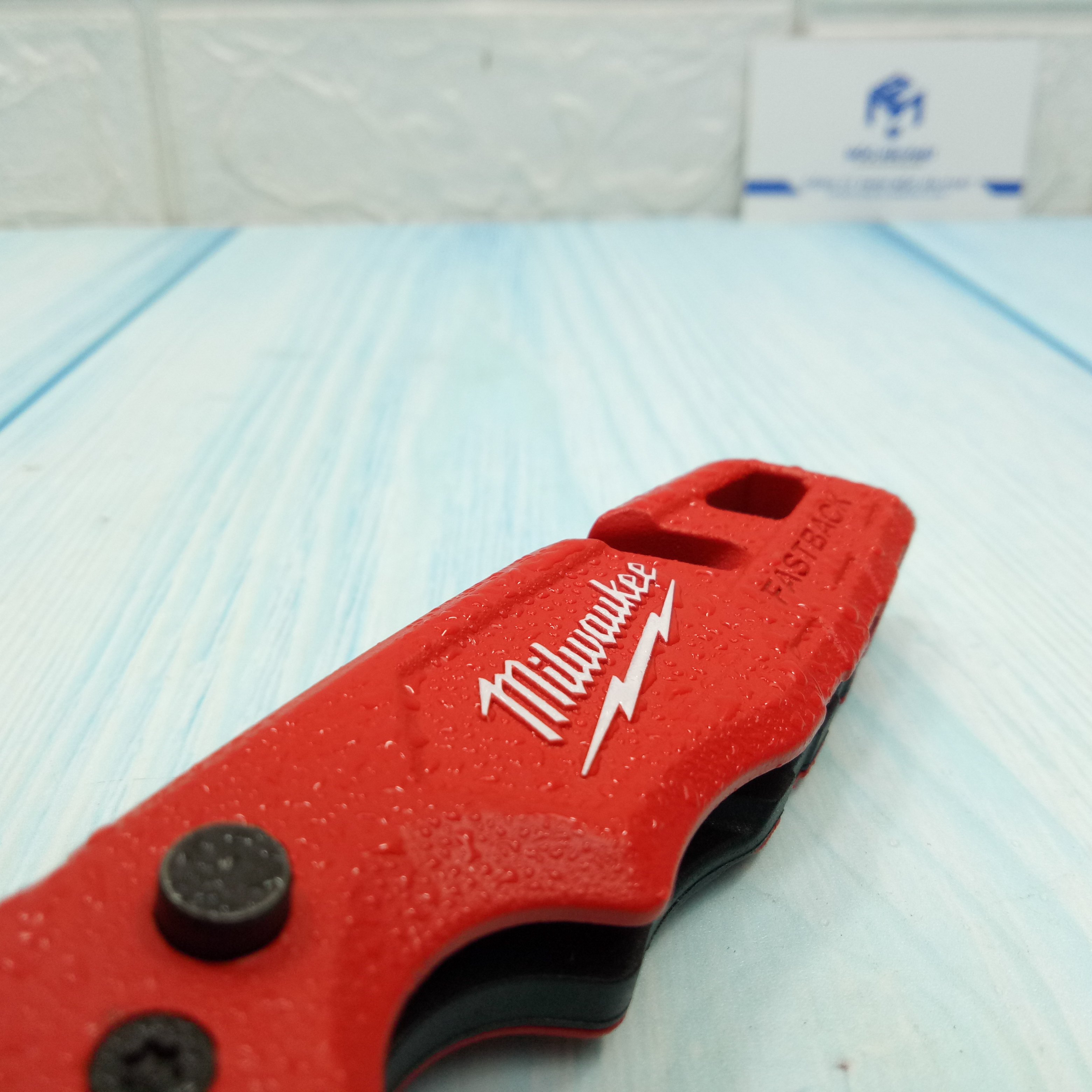 Milwaukee 48-22-1503 Bộ dao trổ gấp gọn Fastback