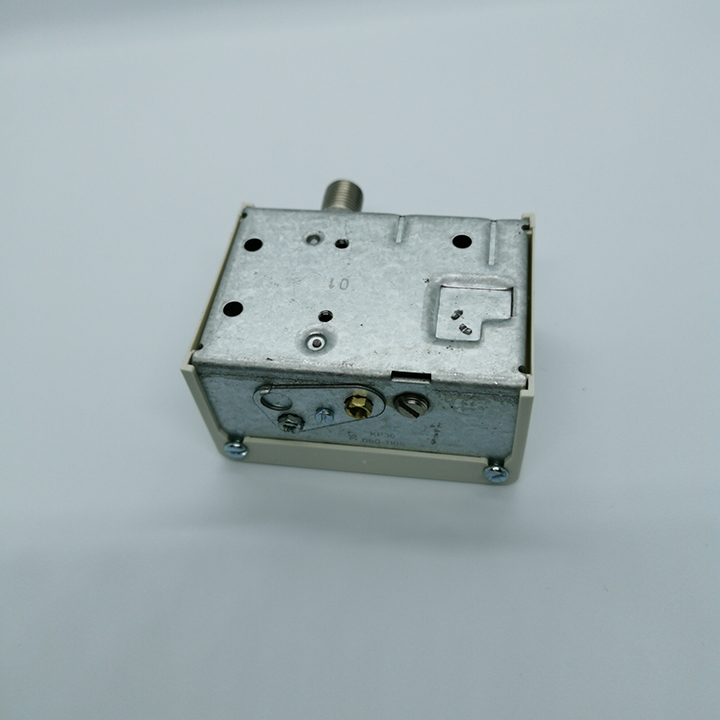Rơ le áp lực Danfoss KP36