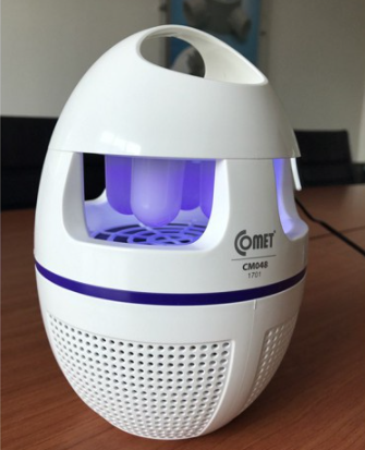 Đèn bắt muỗi Comet CM048, ánh sáng tím mờ, cắm điện
