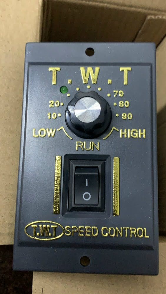 Bộ điều khiển tốc độ động cơ US-52 TWT