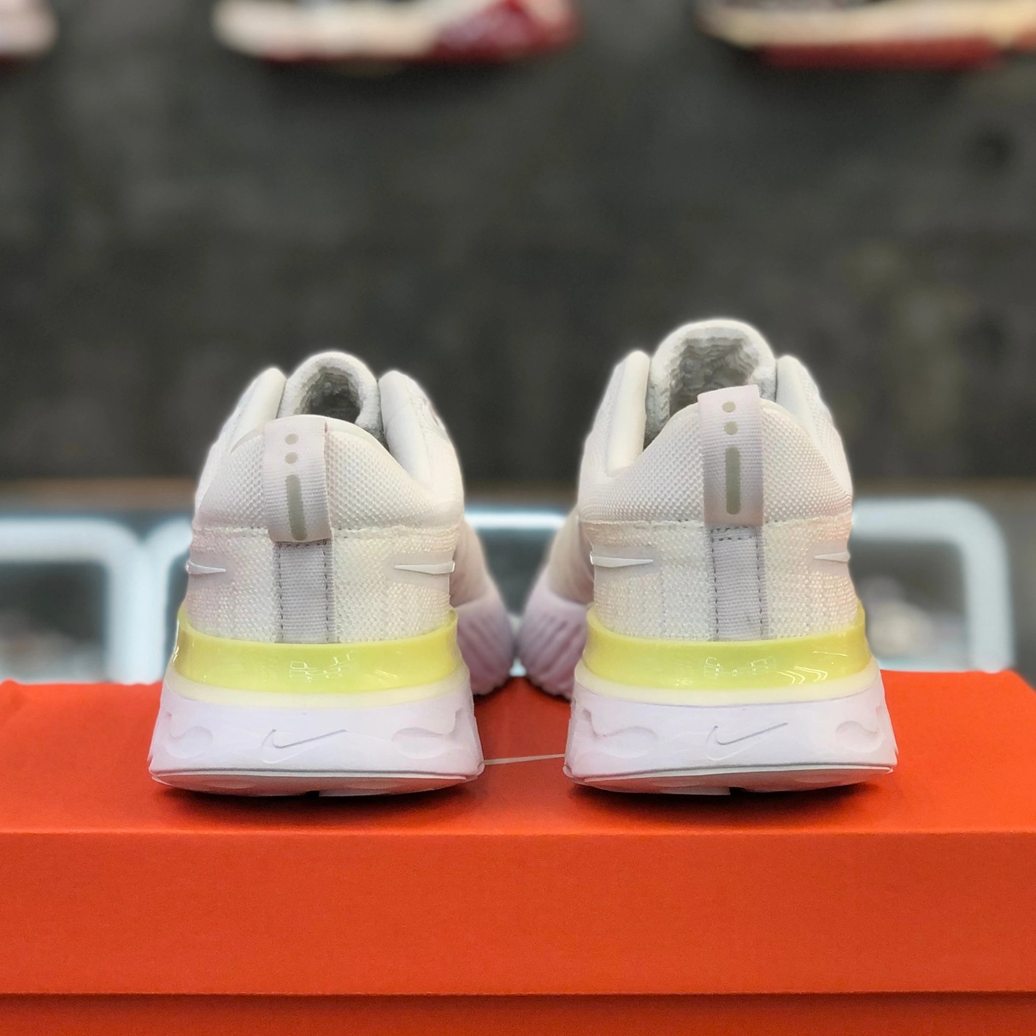 Giày chính hãng Nike React Infinity Run Flyknit 2 'White Light Citron' - CT2423100