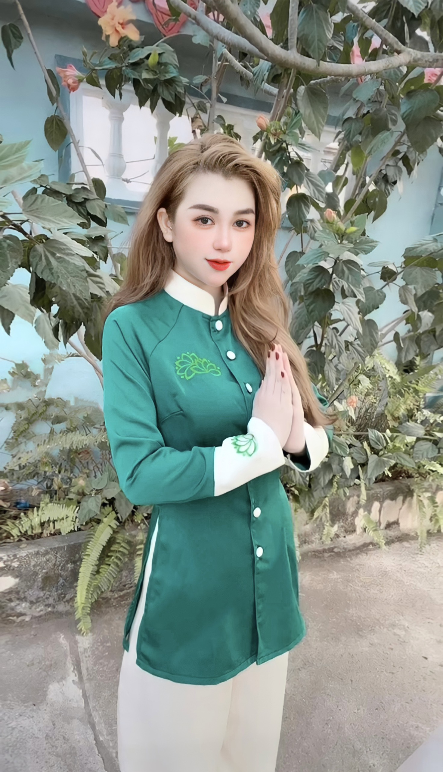 ĐỒ LAM ĐI CHÙA CHẤT LỤA MANGO THÊU HOA SEN CAO CẤP ( ẢNH THẬT)