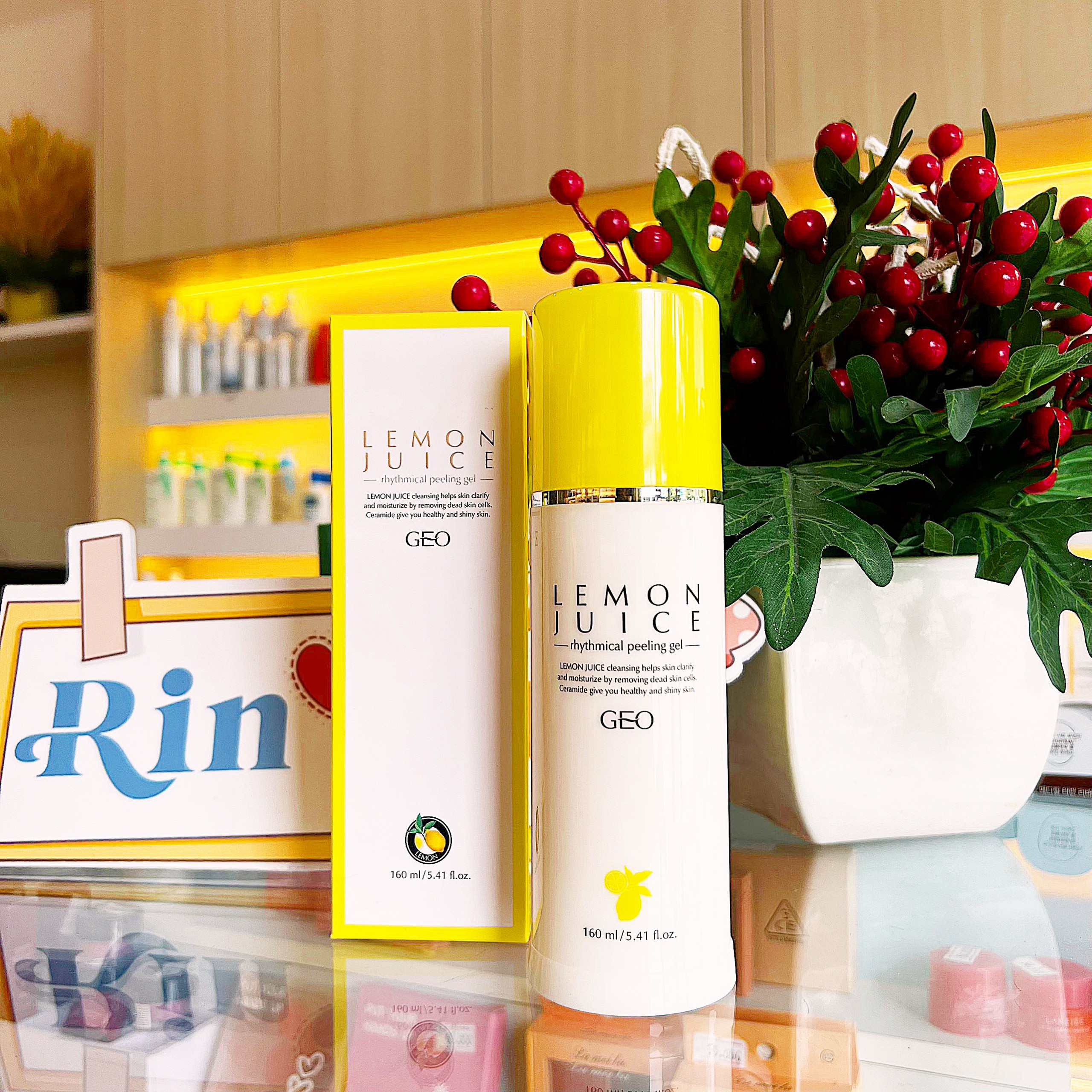 GEO Lemon Juice Rhythmical Peeling Gel