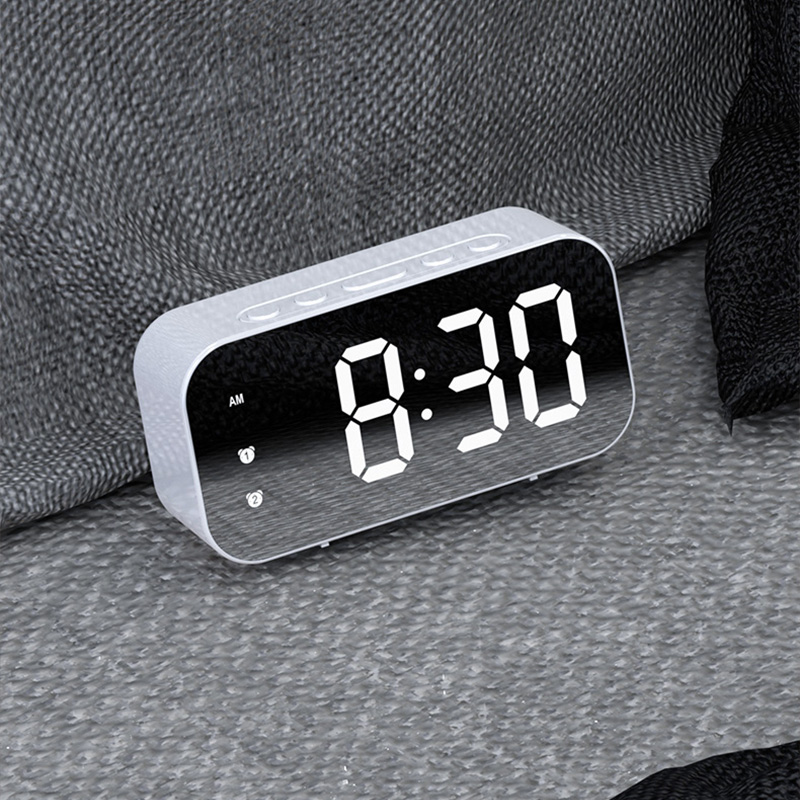 clock Simple LED electronic alarm clock clock student plug-in dual-purpose small alarm clock digital clock voice activated temperature clock