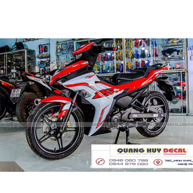 Tem trùm xe Ex 155 trắng đỏ, độ team trùm decal xe máy exciter dán đời 2021