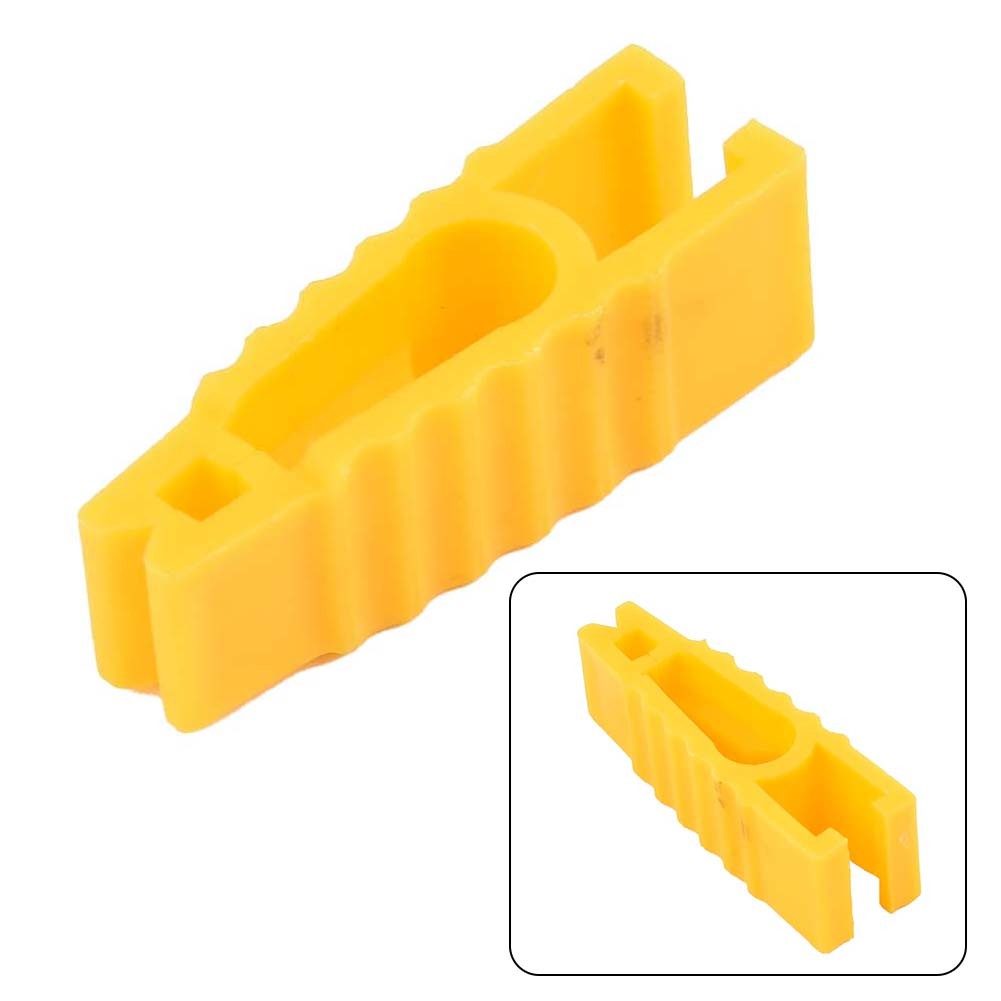 Universal Yellow Car Fuse Puller Fuse Clip Extractor Tool Plastic Mini Size Lightweight