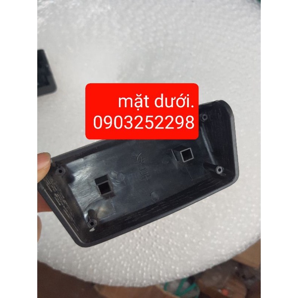 nắp còi ( phím còi) suzuki 5 tạ, 7 chỗ ; đai u 5 tạ