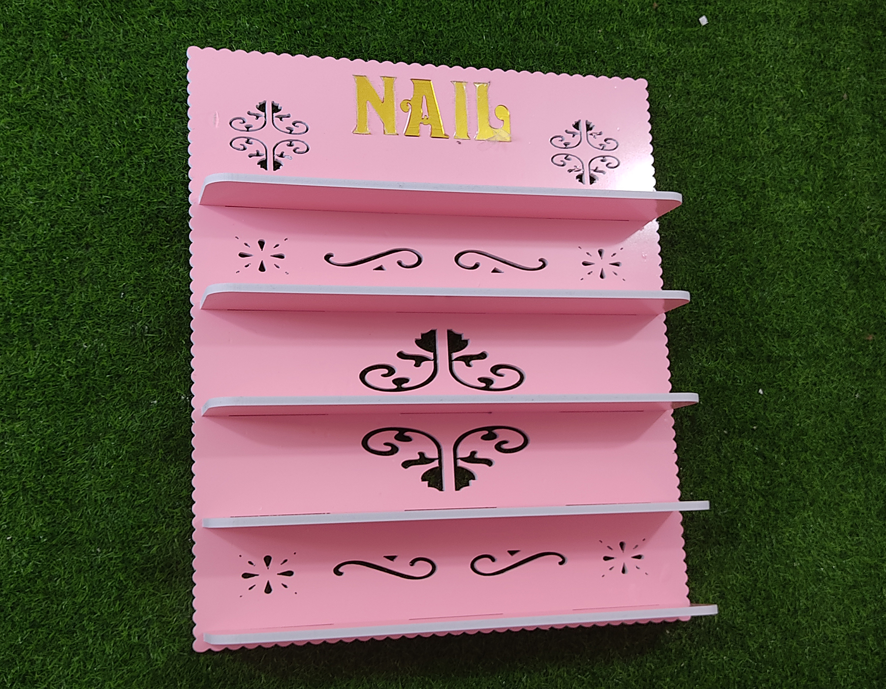 Kệ để Sơn chữ Nail Vàng