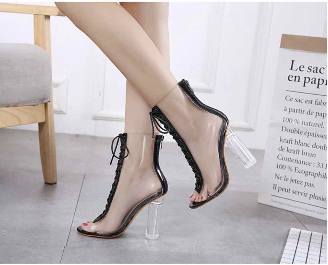GIÀY BỐT CỘT DÂY TRONG SUỐT