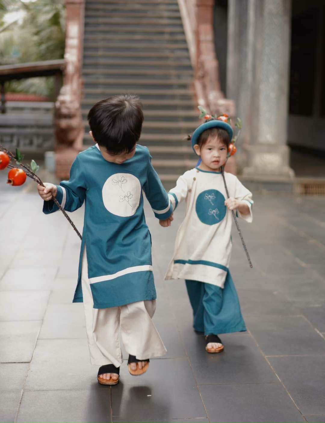 Set Cặp Đôi Áo Dài Anh Em Chất Liệu Linen Xanh