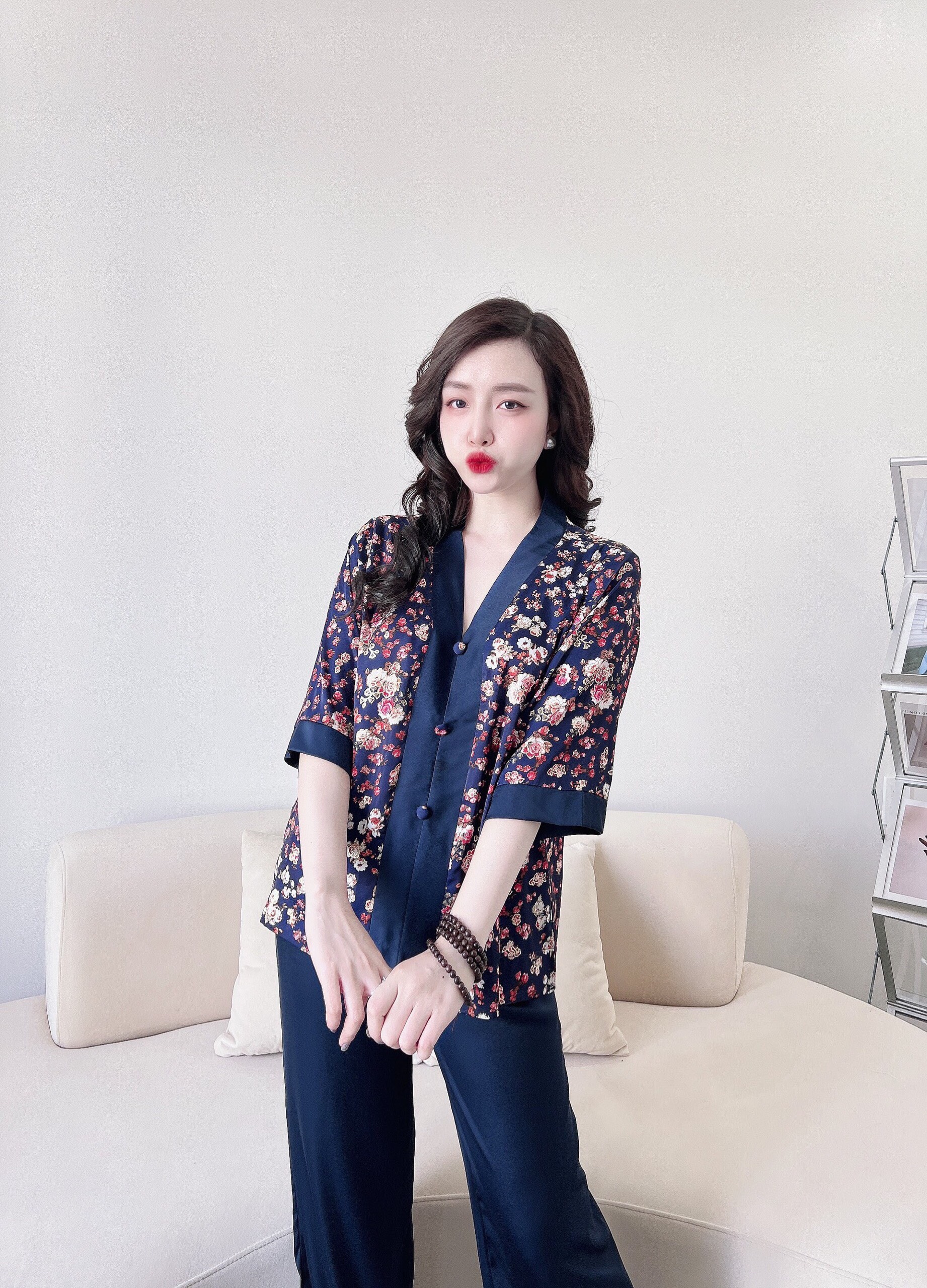 Set đồ bộ trung niên cho mẹ và bà sang trọng