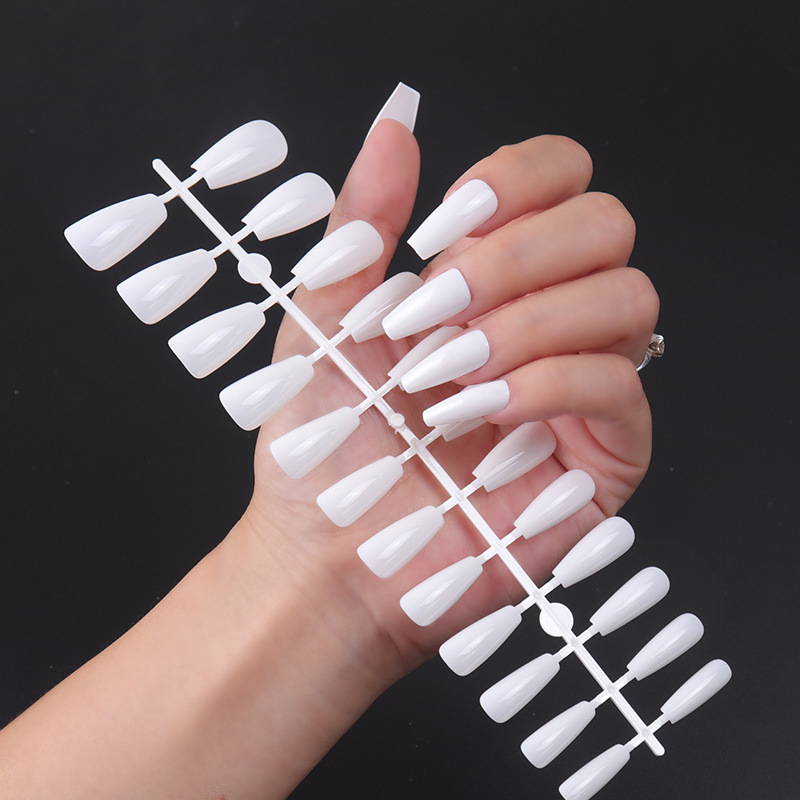 Móng tay giả nhọn rẻ móng tay giả nhọn màu đen móng tay giả nhọn màu trắng - Gồm 24 móng tay giả + Tặng keo dán móng + Tặng 1 cây dũa móng