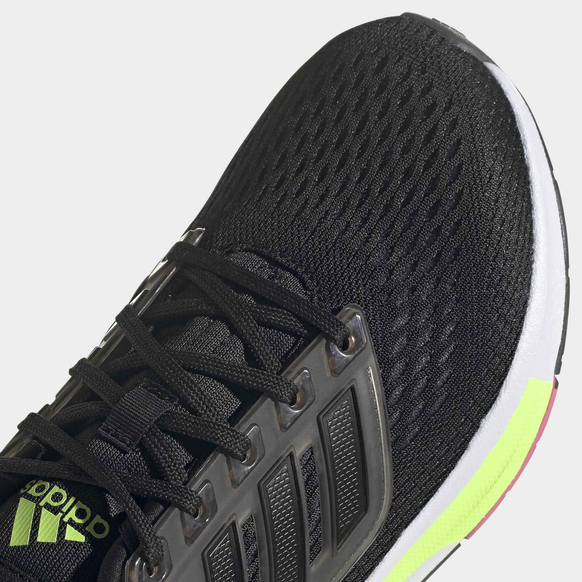 adidas Chạy Giày Chạy Bộ EQ21 Nữ Đen H68076