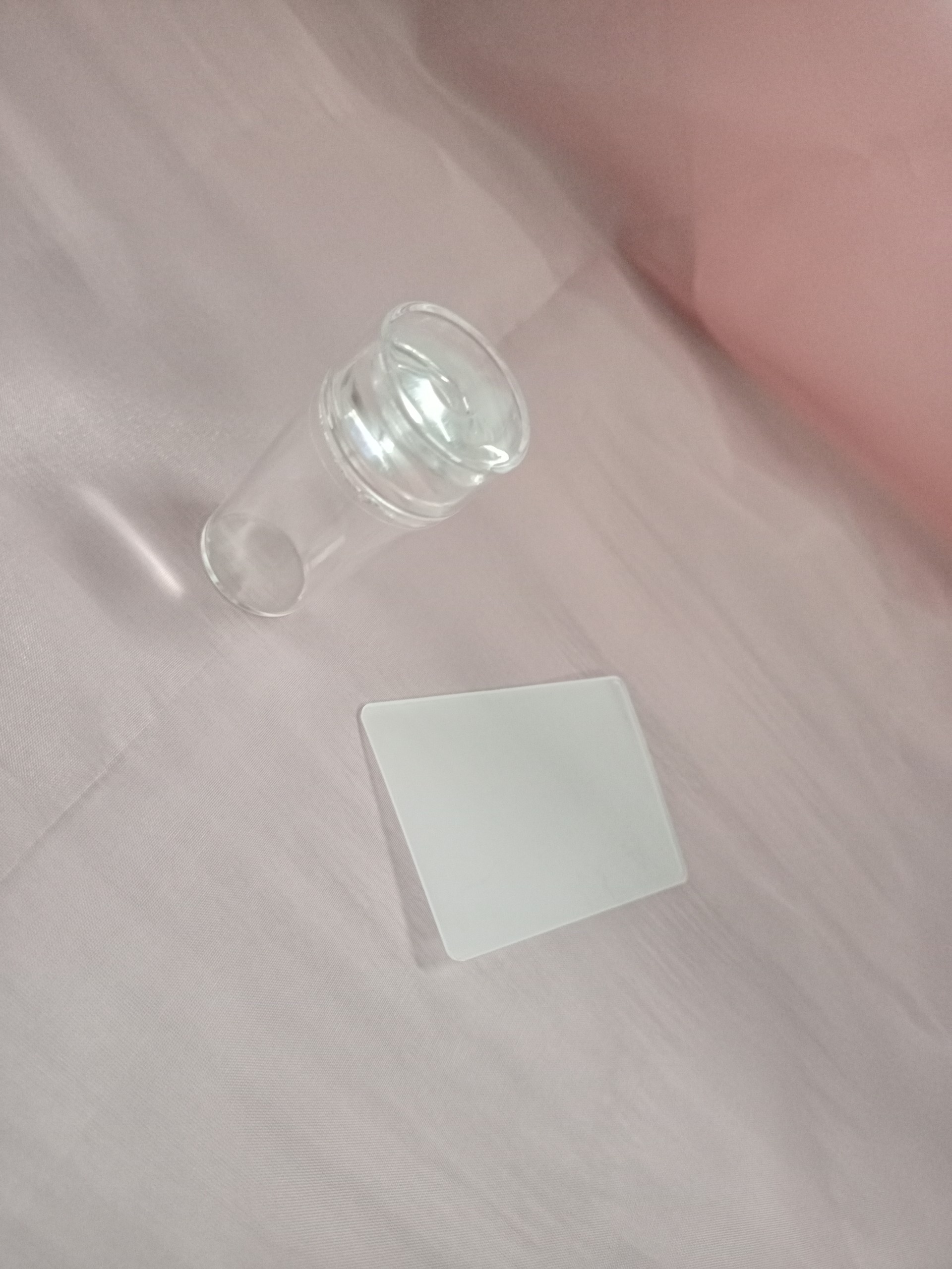 Cục silicon có đầu mềm dùng để in móng, tạo kiểu cho móng